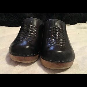 💐🌷Wooden clogs🌷💐 leather upper💐🌷EUC🌷